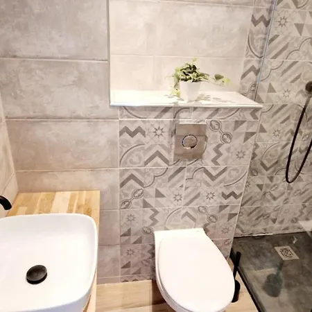 4 Le Saint Joseph Center With Ac Apartamento